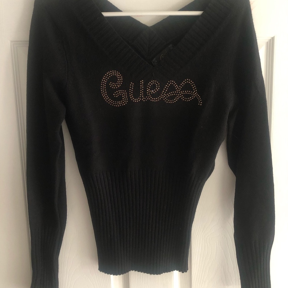 Women’s Guess v-neck sweater - Picture 5 of 7
